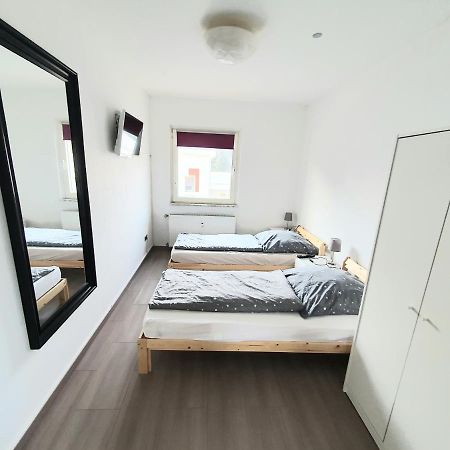 Pottmensch Oberhausen 3 Schlafzimmer Екстериор снимка